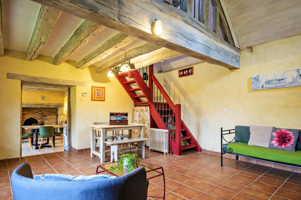 Gite Les Toisnieres Marigne-Laille Bagian luar foto